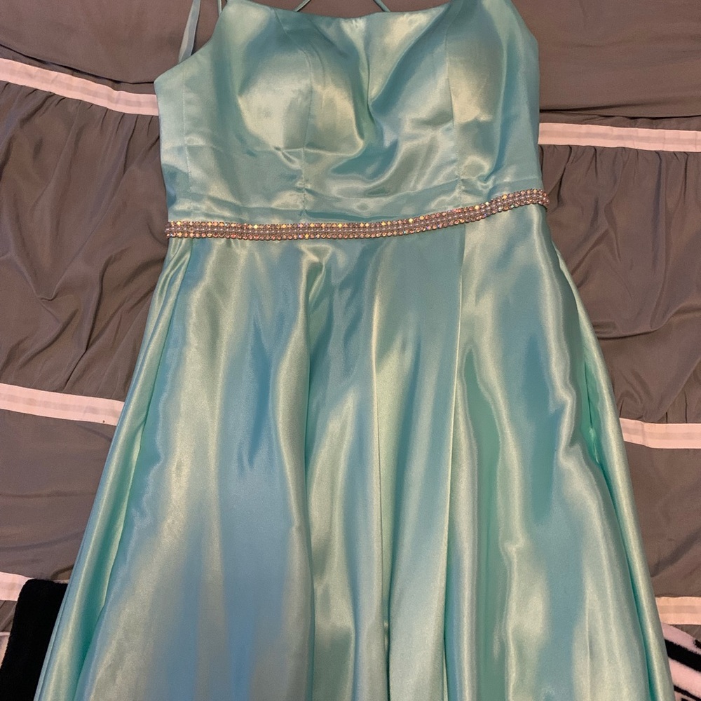 David’s Bridal Mint Green Slit Prom/Hoco Dress